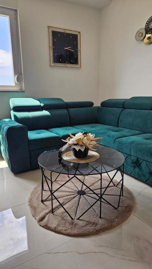 Apartman Nella With Sea Wiew ザダル エクステリア 写真