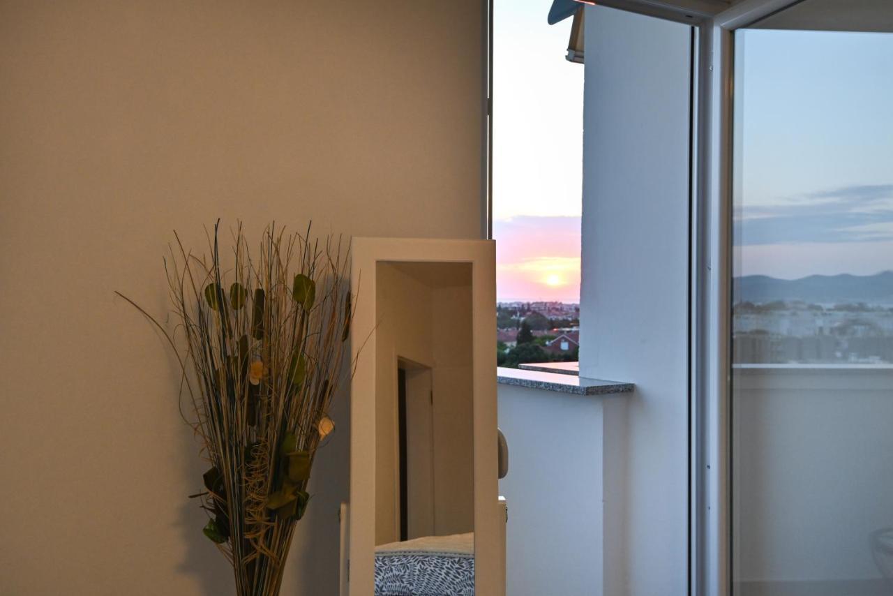 Apartman Nella With Sea Wiew ザダル エクステリア 写真