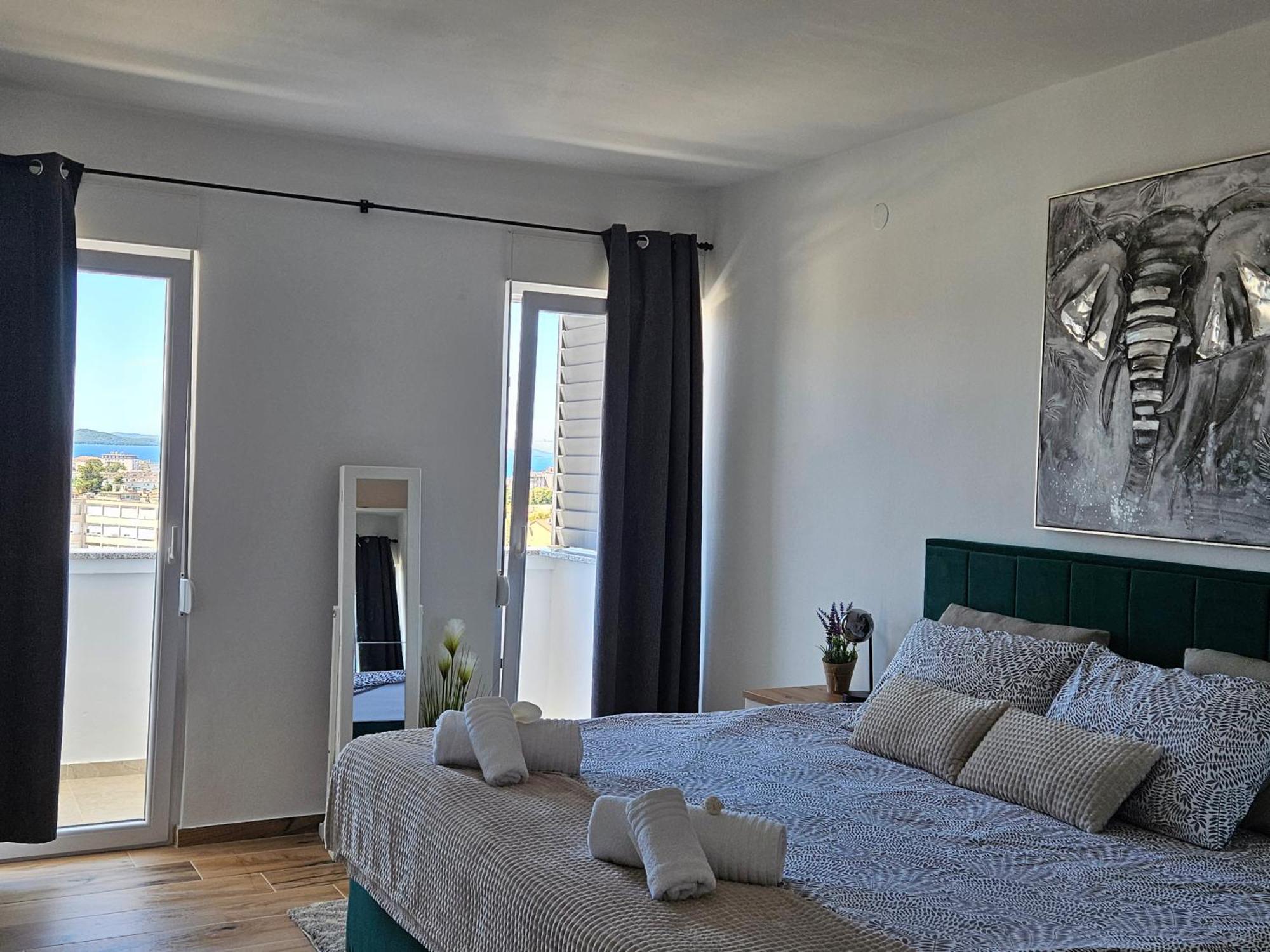 Apartman Nella With Sea Wiew ザダル エクステリア 写真
